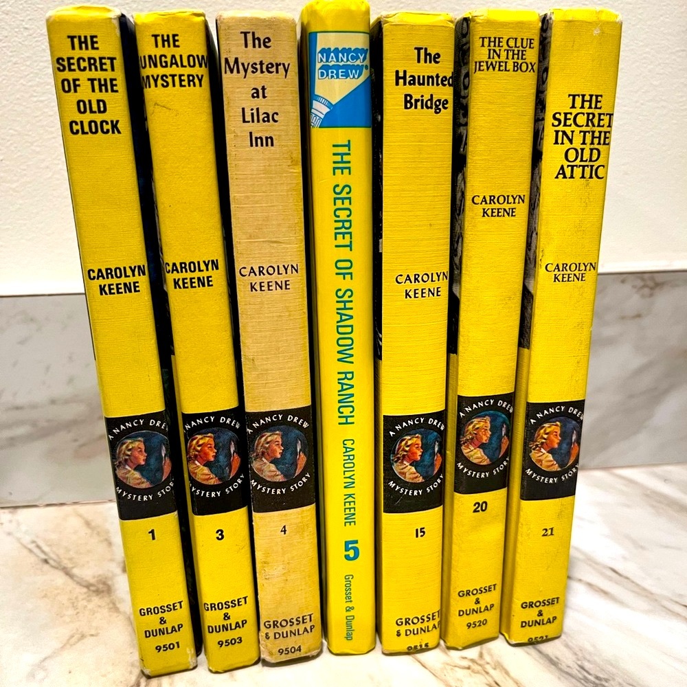 7 Nancy Drew Mystery Stories by Carolyn Keene